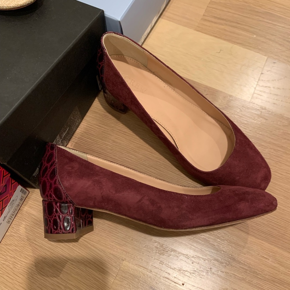 VGUC J.Crew Suede Kitten Heel